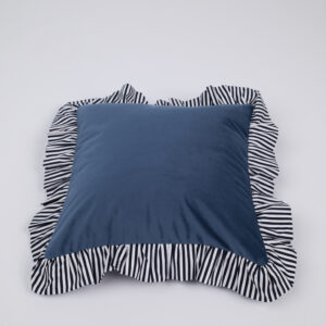 Hampton Blues decorative pillow by Matí