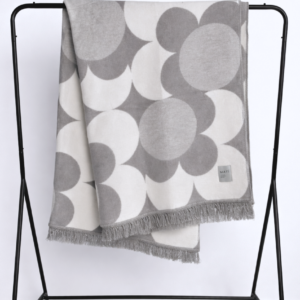Cotton blend throw Luma by Matí – grey