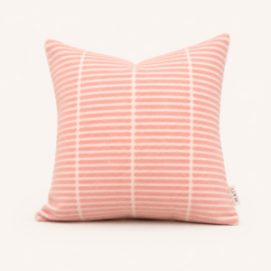 Cotton blend cushion cover Motivo by MATÍ - pink